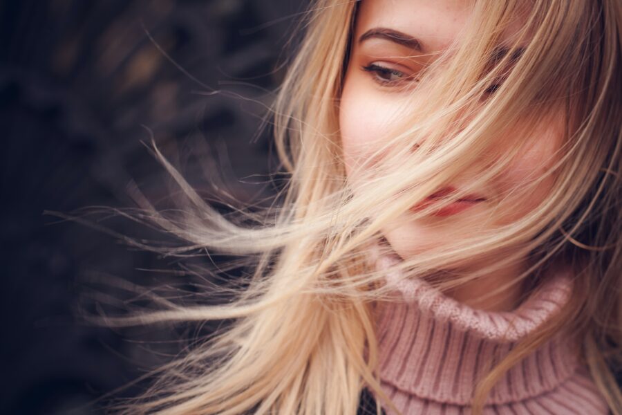Přeliv na melírované vlasy: 3 největší výhody jeho použití
