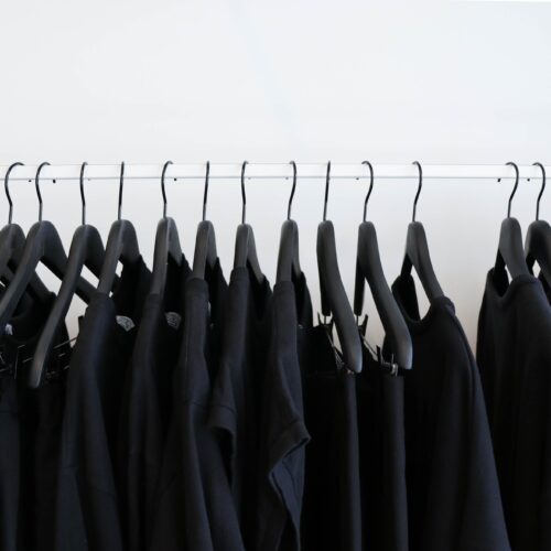 Jak obarvit oblečení na černo: nevyhazujte oblíbené kousky