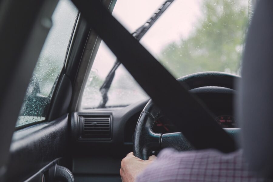 Bojím se řídit auto: 5 tipů jak překonat strach konečně sednout za volant
