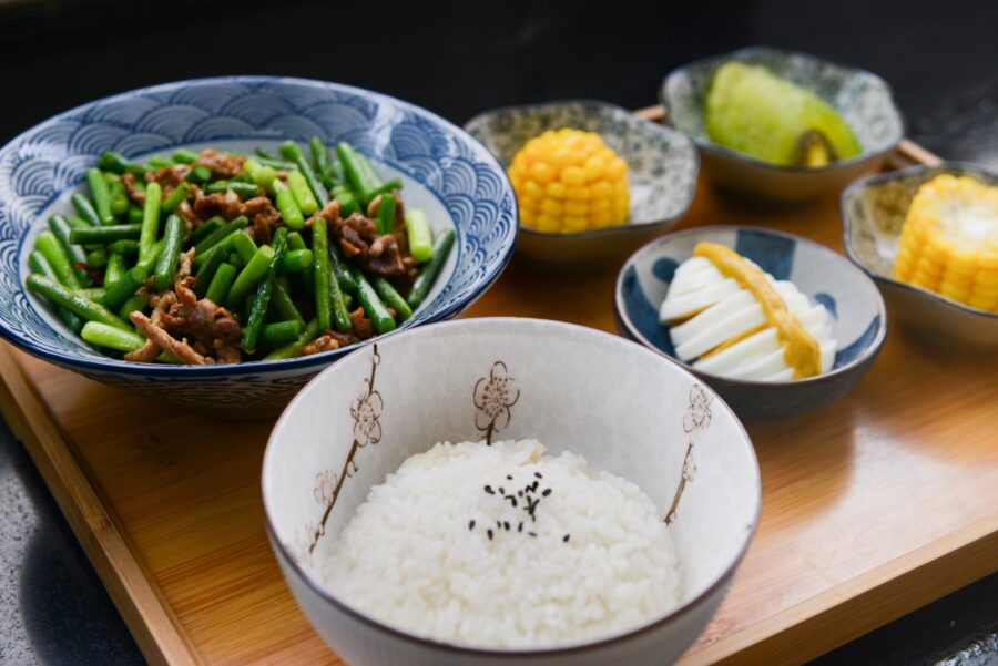 Dietní oběd s rýží: 2 recepty na chutné obědy