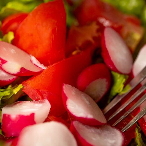 Výborný ředkvičkový salát: vitamínová bomba a skvělé osvěžení