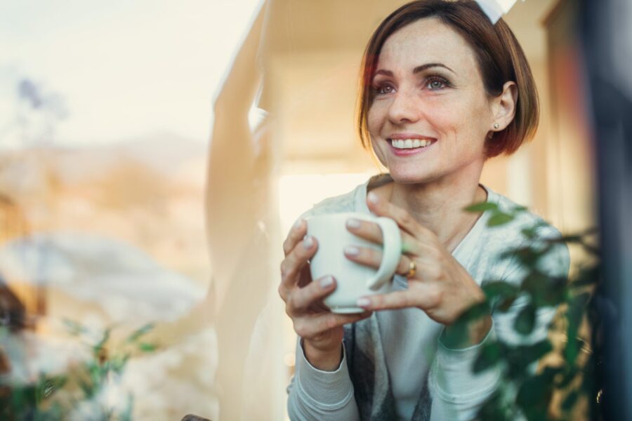 Recepty na podzimní čaje pro zdraví a pohodu: Jaké bylinky a koření používat.