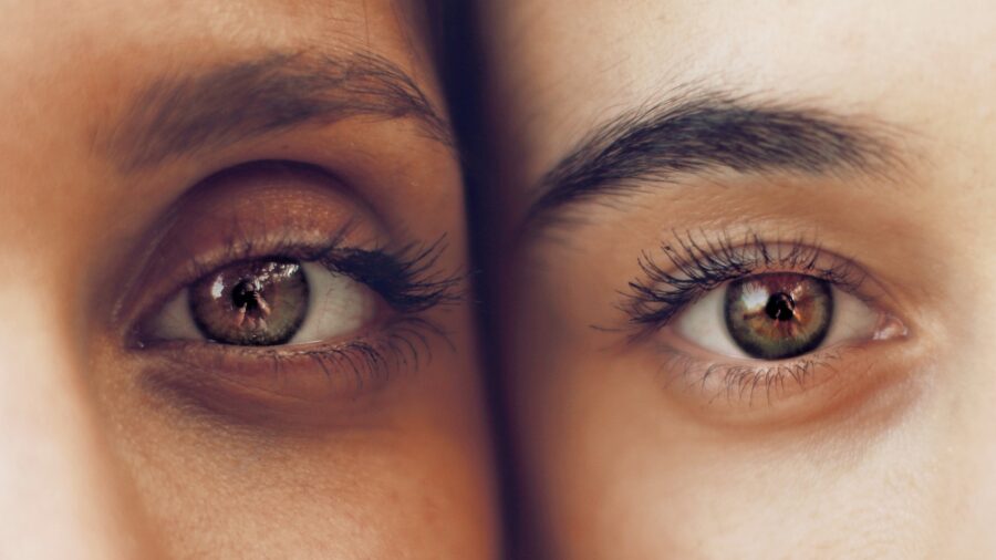 Typy očí: 4 nejčastější a jak je nalíčit