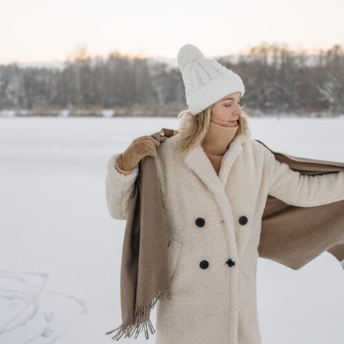Nejhezčí dámské kabáty pro zimu 2023: Máme pro vás několik tipů!