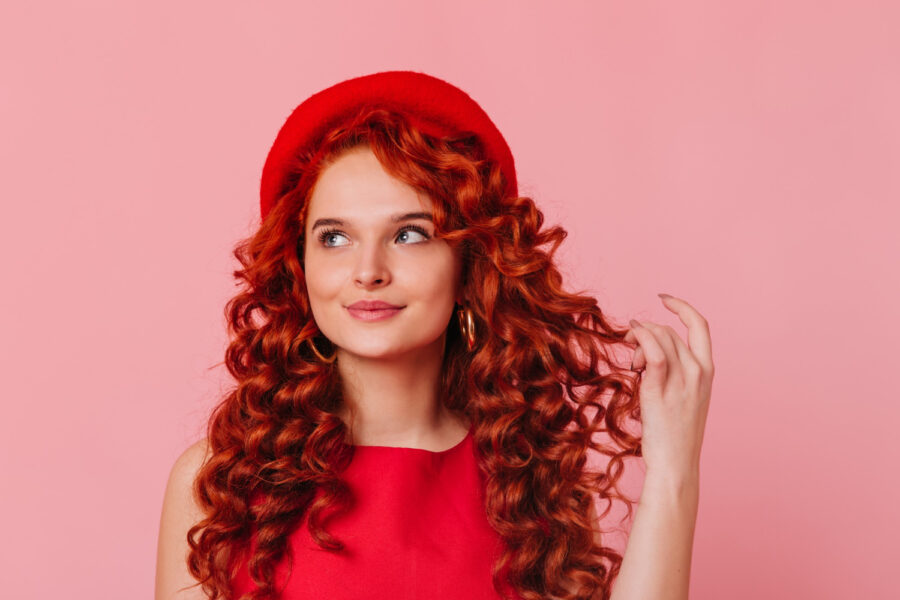 Zrzavé barvy na vlasy: 4 rady, které byste měli znát