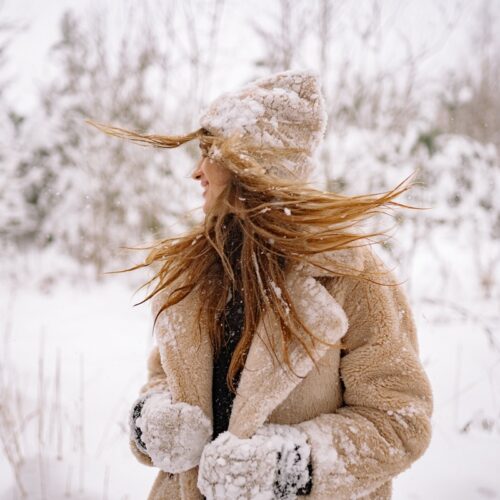Nejhezčí zimní oblečení pro ženy 40+ – Tipy jak a jaké nosit